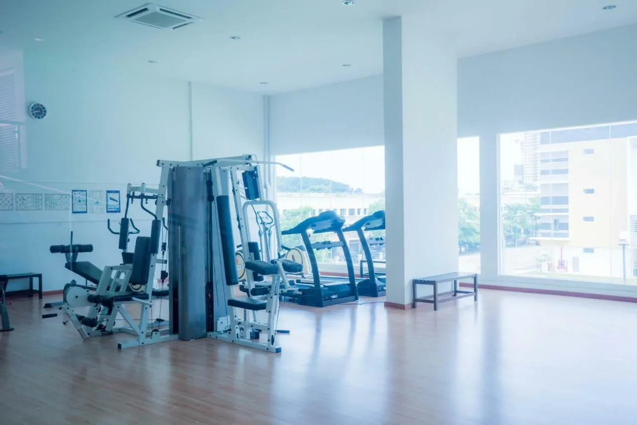Shawn Akademic Suites Pool View @ Mount Austin Johor Bahru